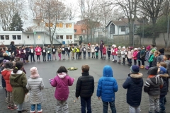 Adventssingen Dezember 2016 an den ContainernE